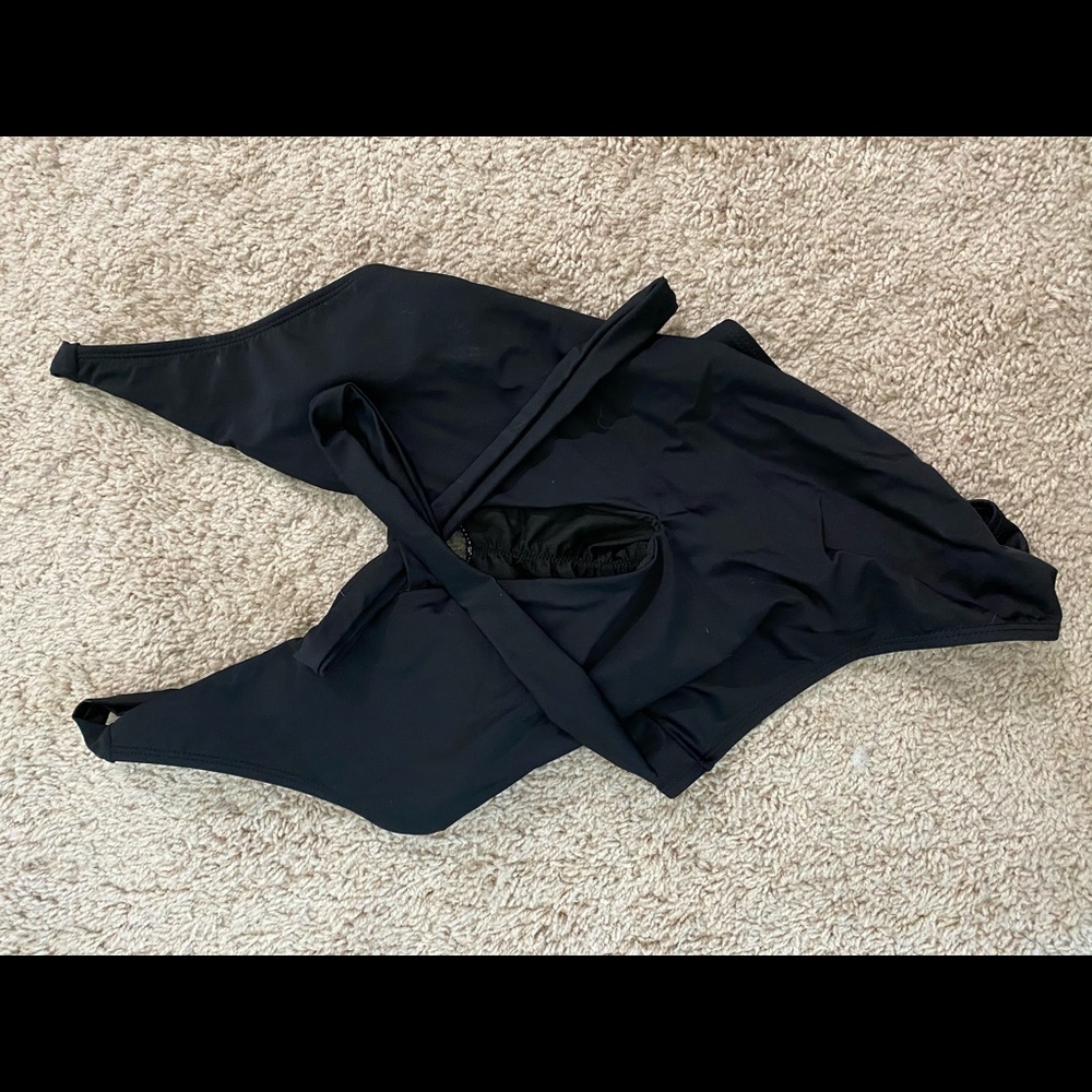 One piece swim suit
